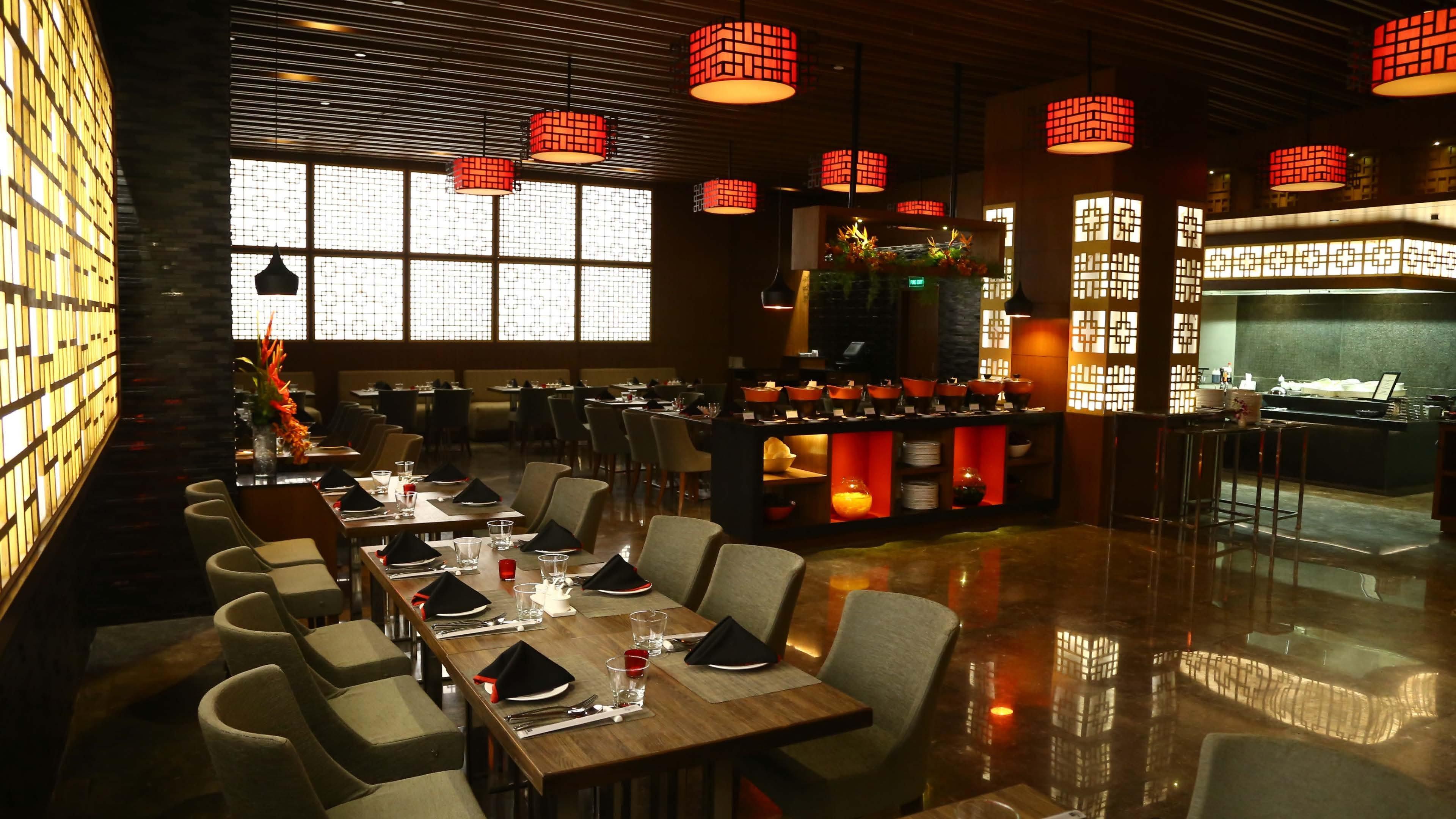Holiday Inn New Delhi Mayur Vihar Noida By Ihg Екстер'єр фото The restaurant