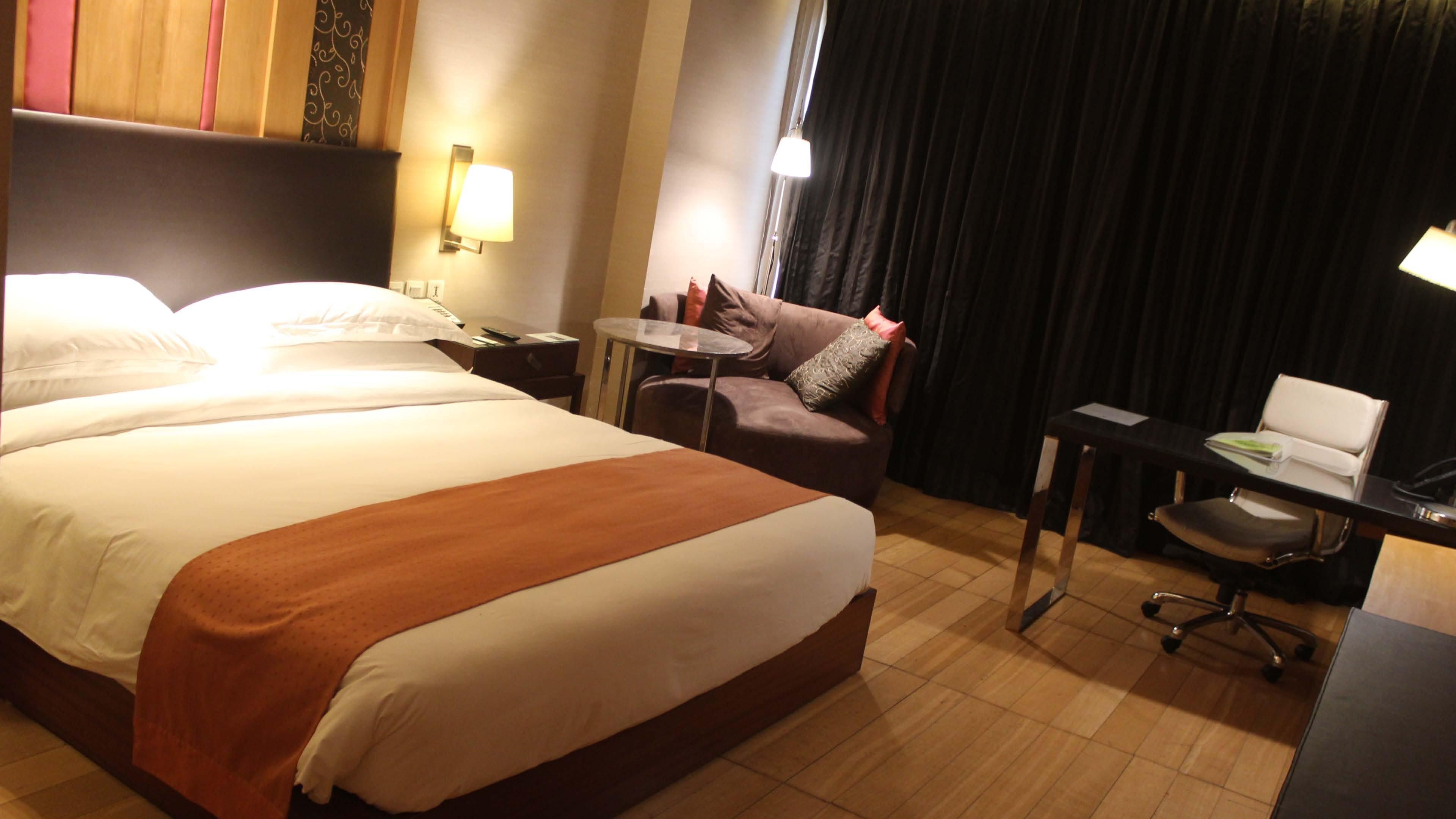 Holiday Inn New Delhi Mayur Vihar Noida By Ihg Екстер'єр фото A room at the hotel