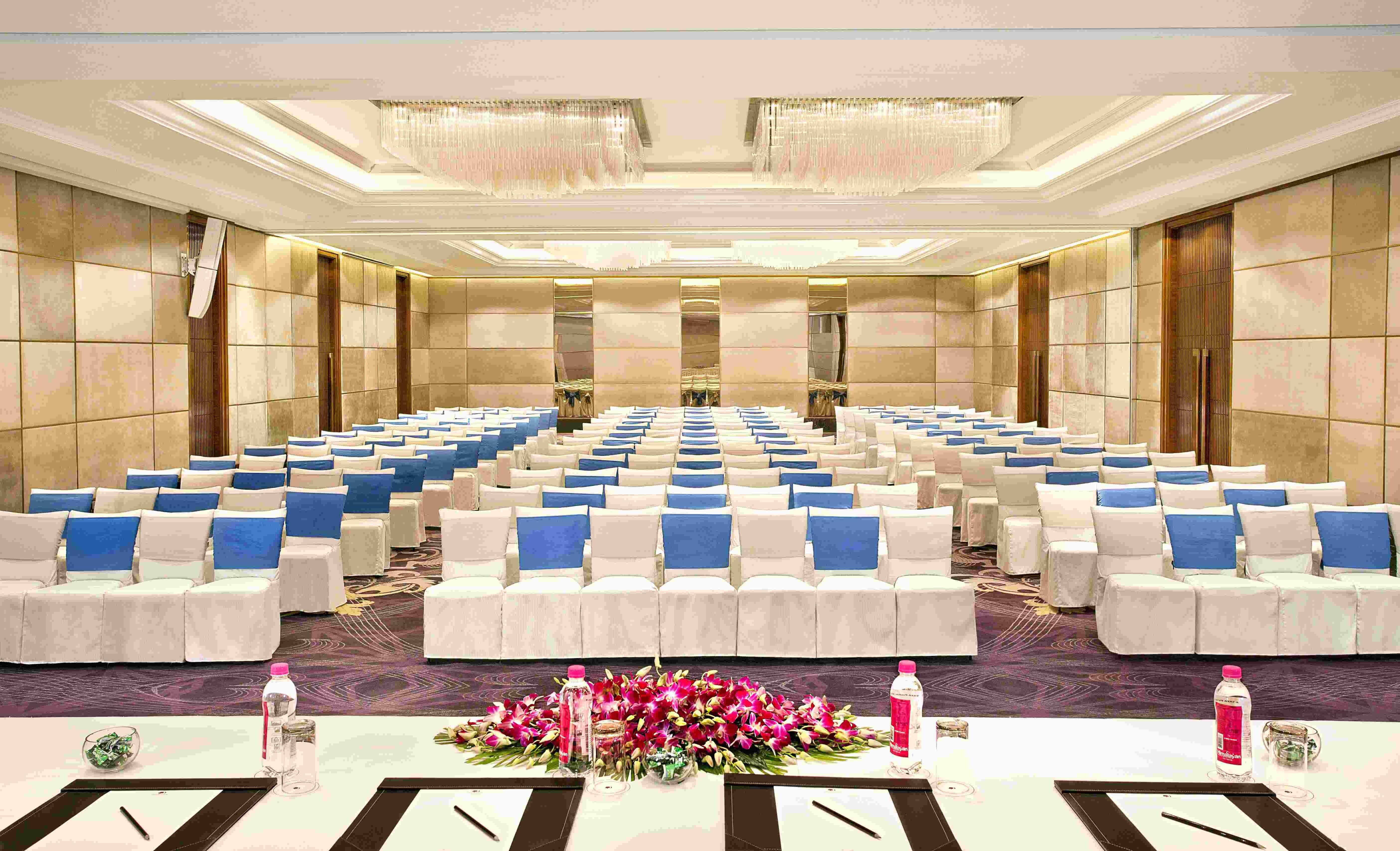 Holiday Inn New Delhi Mayur Vihar Noida By Ihg Екстер'єр фото The Grand Ballroom